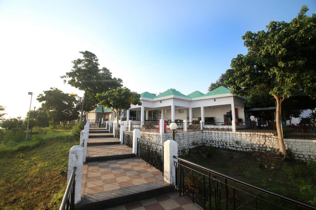 Mpt Maikal Resort, Bargi エクステリア 写真